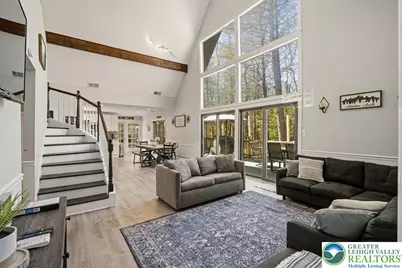 369 Sidney Avenue, Pocono Summit, PA 18346 - Photo 4