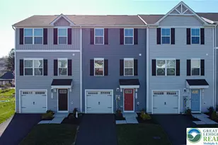 2118 Cross Country Rd, Northampton Township, PA 18067 - Photo 2