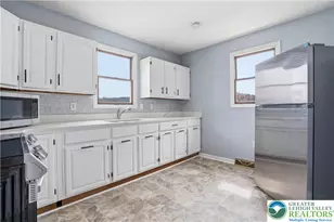 1818 E Susquehanna St, Salisbury Township, PA 18103 - Photo 10