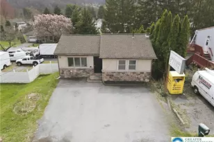 1818 E Susquehanna St, Salisbury Township, PA 18103 - Photo 2