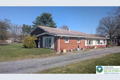 744 South Dogwood Road, Lehigh Township, PA 18088 - Photo 2