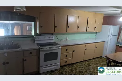 744 South Dogwood Road, Lehigh Township, PA 18088 - Photo 4