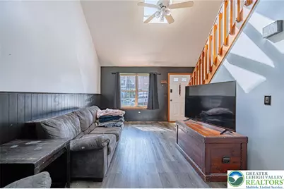 2725 Victoria Lane, Easton, PA 18045 - Photo 8