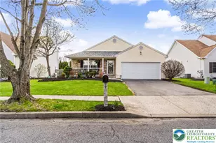 1928 Vintage Dr, Bethlehem Township, PA 18045 - Photo 4