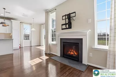 250 Redclover Lane, Allentown City, PA 18104 - Photo 12