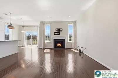 250 Redclover Lane, Allentown City, PA 18104 - Photo 10