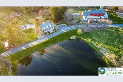 858 Deer Run Road, Upper Mt Bethel Twp, PA 18343 - Photo 2