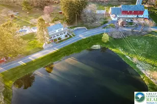858 Deer Run Rd, Upper Mt Bethel Twp, PA 18343 - Photo 2