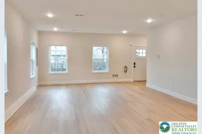 922 Centre Street, Easton, PA 18042 - Photo 2