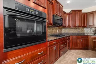 8419 Carpet Rd, Weisenberg Township, PA 18066 - Photo 14