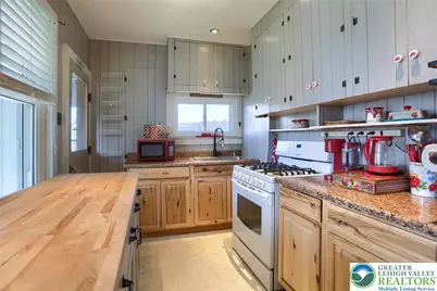 623 Brockton Mountian Drive, Barnesville, PA 18214 - Photo 4