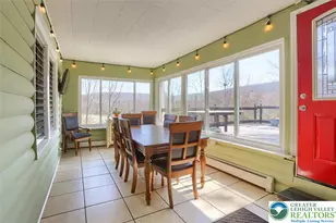 623 Brockton Mountian Dr, Barnesville, PA 18214 - Photo 2