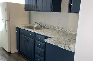 1046 W Walnut St, Allentown City, PA 18102 - Photo 6