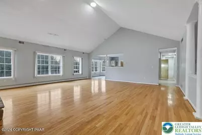 267 Scenic Drive, Tobyhanna Twp, PA 18610 - Photo 12