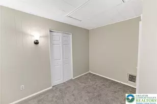 2427 Forest St, Wilson Boro, PA 18042 - Photo 12