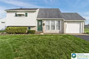 2273 Vista Dr, Bethlehem City, PA 18018 - Photo 2