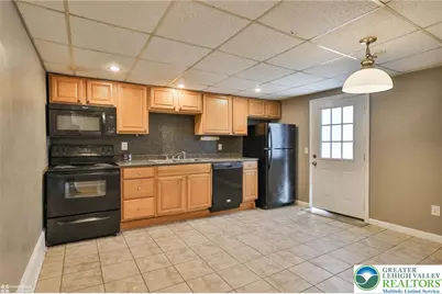 302 W Abbott Street, Lansford, PA 18232 - Photo 16