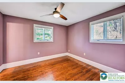 296 E Broad Street, East Stroudsburg, PA 18301 - Photo 30