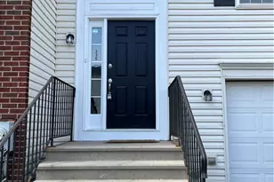 338 S Oak St, Freemansburg, PA 18017 - Photo 1