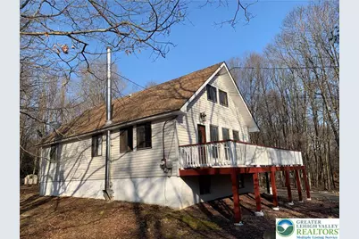 218 Cherry Lane, Tunkhannock Twp, PA 18210 - Photo 2