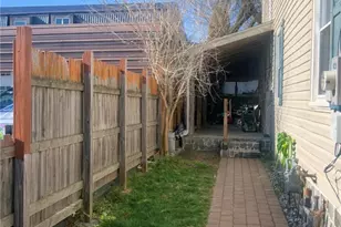 110 Chestnut St, Slatington Boro, PA 18080 - Photo 2