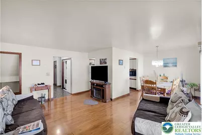 706 Overlook Drive, Hanover Twp, PA 18017 - Photo 6