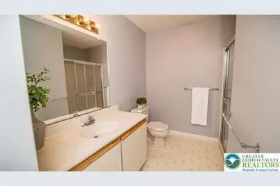 4655 Cheryl Drive, Hanover Twp, PA 18017 - Photo 6