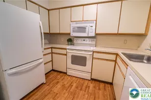 4655 Cheryl Dr, Hanover Twp, PA 18017 - Photo 12