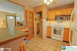1572 Primrose Ln, Bethlehem City, PA 18018 - Photo 10