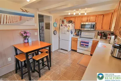 2238 2nd Street, Wilson Boro, PA 18042 - Photo 8