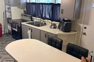 617 5th St, Allentown City, PA 18103 - Photo 6