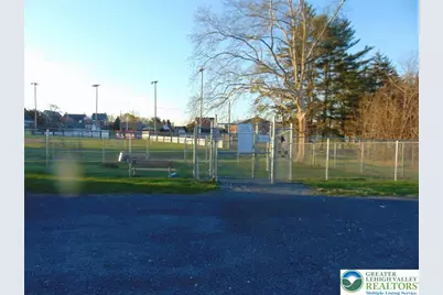 21 Smith Street, Topton, PA 19562 - Photo 6