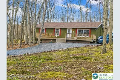 132 Circle Drive, Tunkhannock Twp, PA 18210 - Photo 2