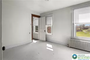 325 W Center St, Nazareth Boro, PA 18064 - Photo 24