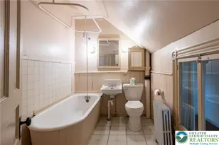 325 W Center St, Nazareth Boro, PA 18064 - Photo 32