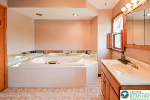 224 Center Ave, Jim Thorpe Boro, PA 18229 - Photo 10