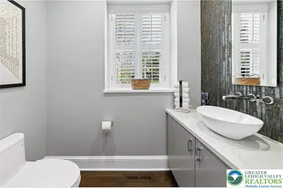 1584 Weyhill Circle, Lower Saucon Township, PA 18015 - Photo 16