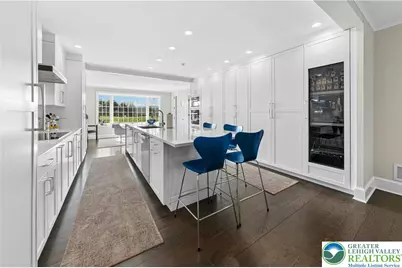 1584 Weyhill Circle, Lower Saucon Township, PA 18015 - Photo 12