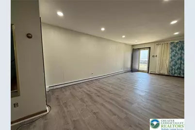 515 W Centre Street, Shenandoah, PA 17976 - Photo 4