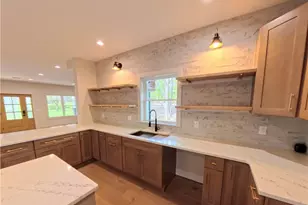 41 S 2nd St, Emmaus Boro, PA 18049 - Photo 10