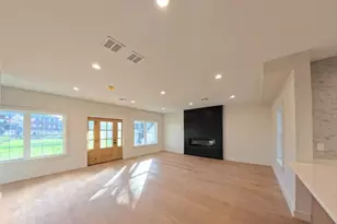 41 S 2nd St, Emmaus Boro, PA 18049 - Photo 4
