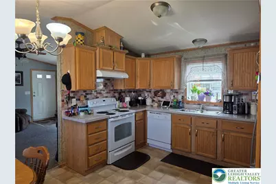 210 Autimn Lane, East Penn Twp, PA 18235 - Photo 6