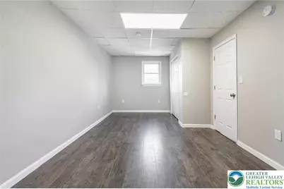 1240 Pembroke Road #2, Bethlehem, PA 18017 - Photo 10