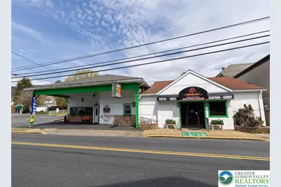 11 W Pennsylvania Avenue, Pen Argyl, PA 18072 - Photo 1