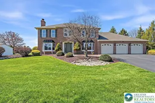 491 Magnolia Ln, Lower Nazareth Twp, PA 18064 - Photo 6