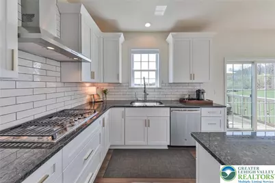 7300 Mount Vernon Drive, Upper Milford Township, PA 18092 - Photo 12