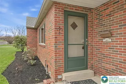 4061 Hampshire Court, South Whitehall Township, PA 18104 - Photo 6