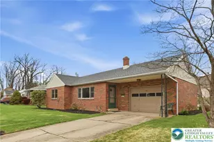 4061 Hampshire Ct, South Whitehall Township, PA 18104 - Photo 4