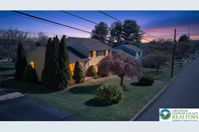 813 Karoly Street, Freemansburg Boro, PA 18017 - Photo 2