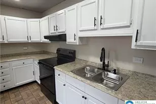 502 W Wyoming St, Allentown City, PA 18103 - Photo 4